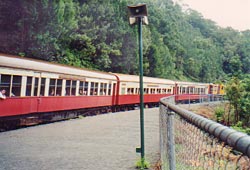 キュランダ観光鉄道