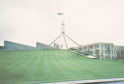 オーストラリアの国会議事堂の屋上は緑地